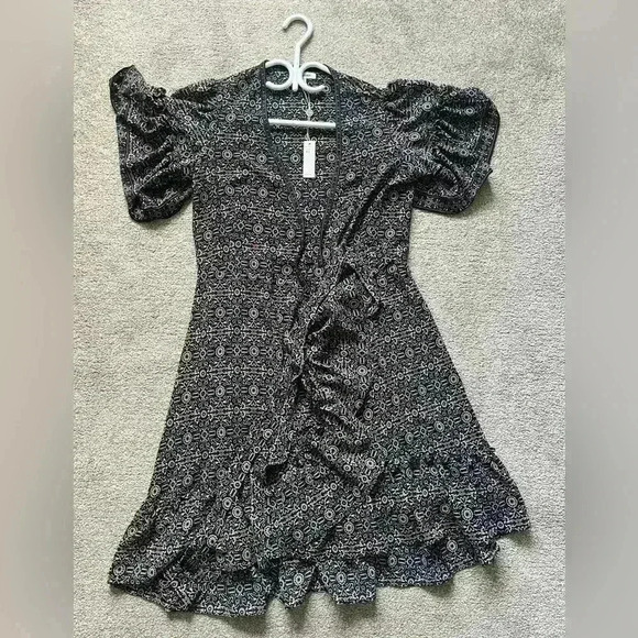 Max Studio Floral Print Wrap Dress  XS - Picture 2 of 5